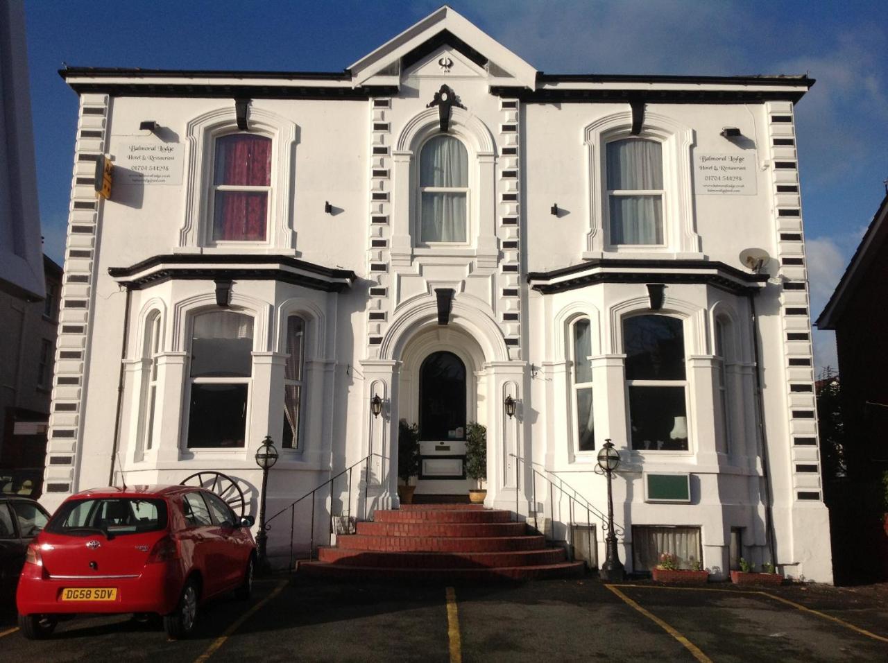Balmoral Lodge Hotel Southport Exterior photo